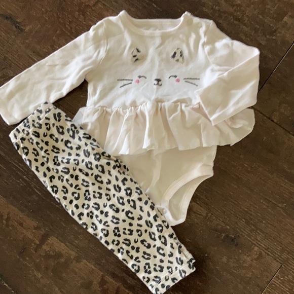 Carters Cat Set - Picture 1 of 1